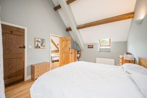 Bedroom- click for photo gallery
